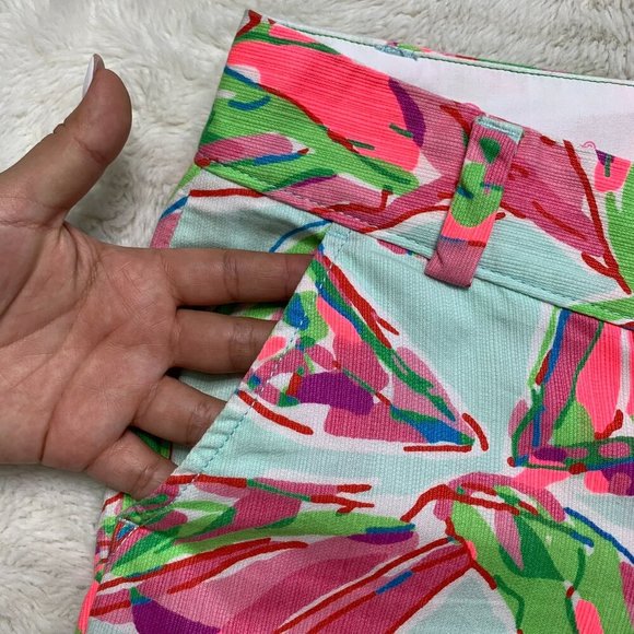 Lilly Pulitzer Women's The Chipper Bermuda Shorts in The Vias Print Size 00 - Picture 8 of 13